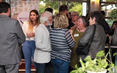 Premier 5 à 7 annuel pour la communauté du Mûrier – un franc succès!
